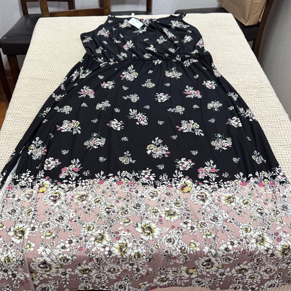 Women’s Plus Size Maurices Black and Pink Floral Maxi Dress